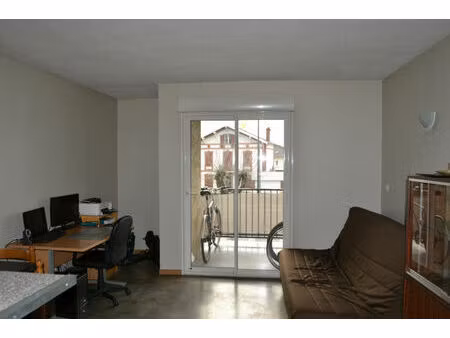 vente immeuble 18 pièces  550.00m²  albi