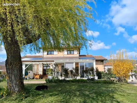 maison - 120 m2 - 6 pièces