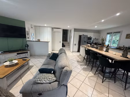 maison 107m2 avec piscine