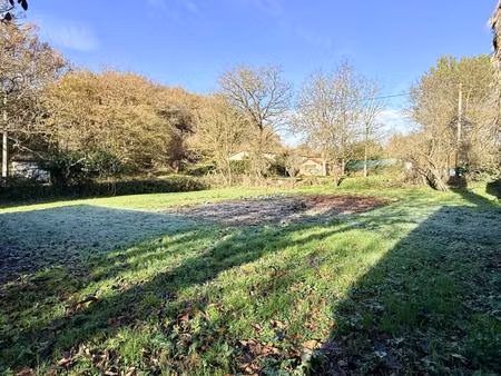 beau terrain constructible à 15 min de castelnaudary