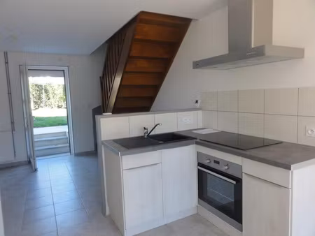 jolie maison avec petit terrain!!