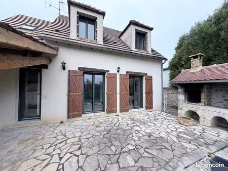 maison 5 pièces 85 m²