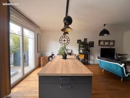 appartement 3 pièces 65 m²