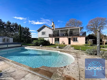 maison de 7 pièces de 205 m2