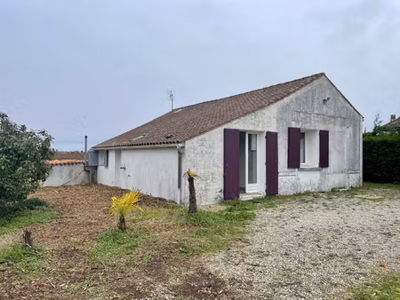 maison avec jardin et dépendances proche centre bourg