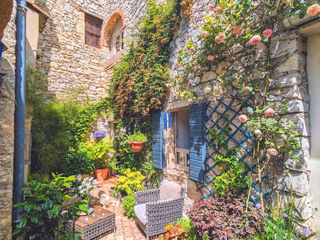 marsanne  maison 135 m2 avec cour intérieure