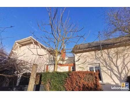 immeuble 76 m² saint doulchard