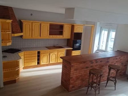 location grand appartement en duplex centre la souterraine