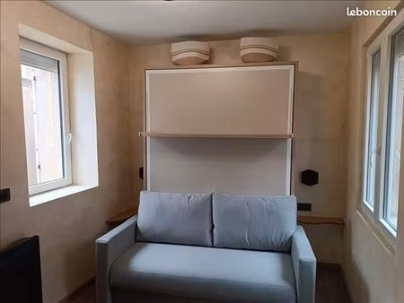 studio 1 pièce 13 m²