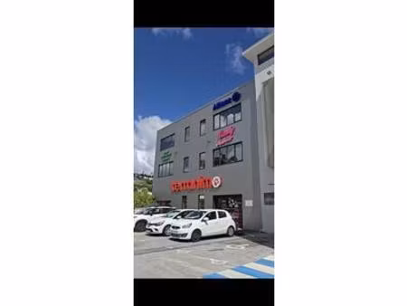 local professionnel à louer  martinique