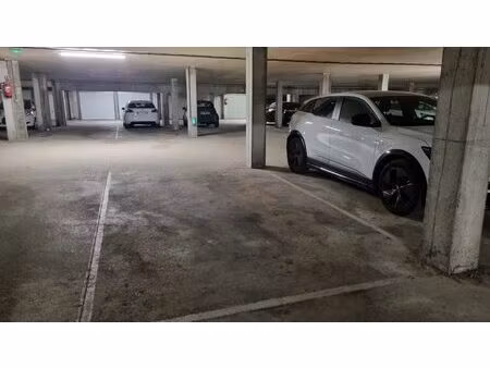 place de parking sous sol