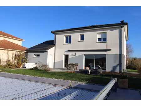 maison 6 pièces 150 m2