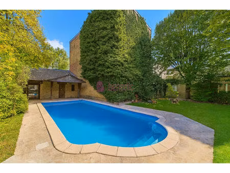 sainte-thérèse - propriété familiale avec piscine  maison d'invités et appartement indépen
