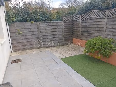 appartement f3 65 m² avec terrasse