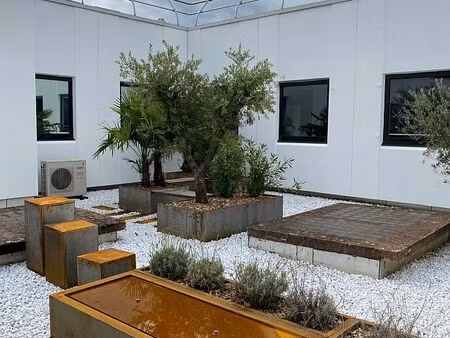 location bureau limonest 2 078 m²