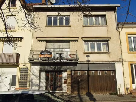 maison de ville spacieuse à raon-l'étape