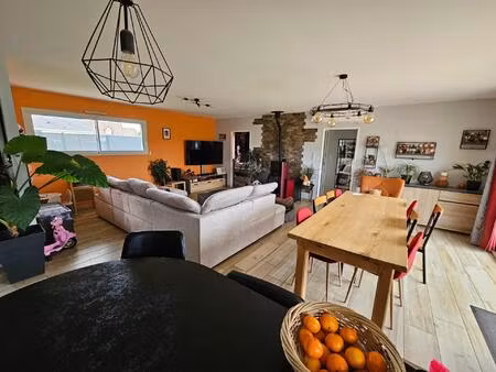 vente maison 5 pièces 122 m² hauterive (03270)