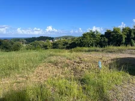 4 parcelles de terrain à vendre  martinique