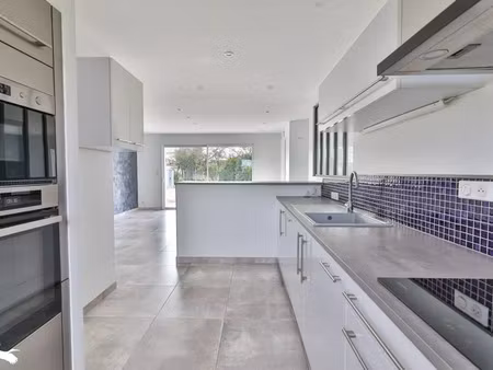 vente maison 5 pièces 110 m² à bellevigne (16120)  189 998 €