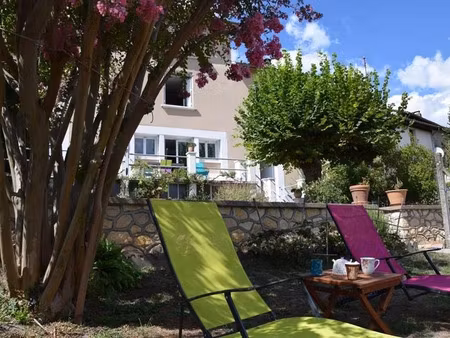 vente maison 7 pièces 250 m² à saint-germain-du-salembre (24190)  182 000 €