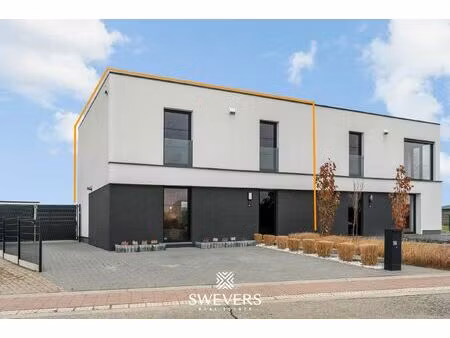 instapklare gezinswoning met 3 slpks en ruime tuin