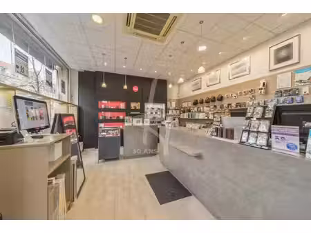 metz | fonds de commerce 59 m² – photographie – clientèle