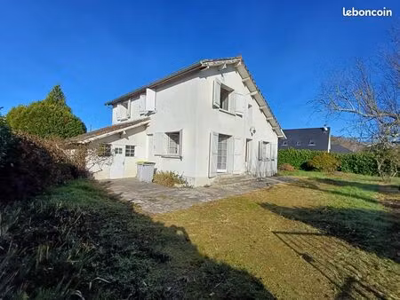maison 7 pièces 132 m²