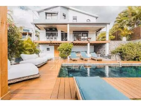 villa de luxe avec vue sur mer à vendre à saint-leu : 1 260 000 € | 155m²