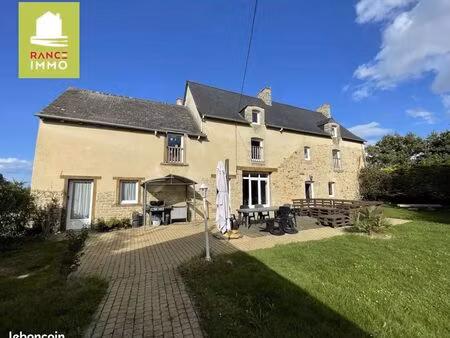 maison 233 m² saint-juvat