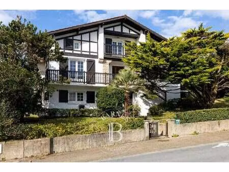 maison de luxe à vendre à bidart : 1 795 000€