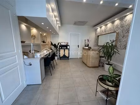 fonds de commerce de 52 m² à marseille-13e-arrondissement