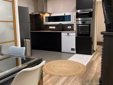 en impasse  bourg de la chabossiere  proche commodités  disponible de suite