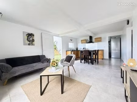 appartement sitronel – t3 avec terrasse de 30 m² et vue mer