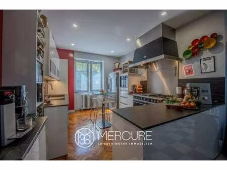 maison de luxe à vendre à navarrenx : 565 000 € | 207m²