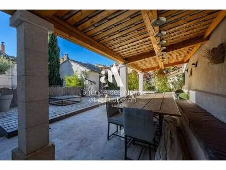 maison de luxe à vendre à robion : 578 000 € | 220m²