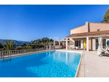 maison de luxe à vendre à aspremont : 1 095 000 € | 256m²