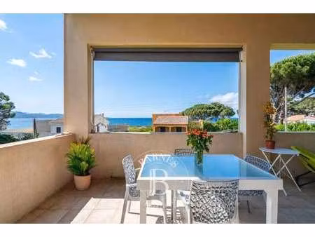 villa de luxe avec vue sur mer à vendre à saint-florent : 970 000 € | 206m²