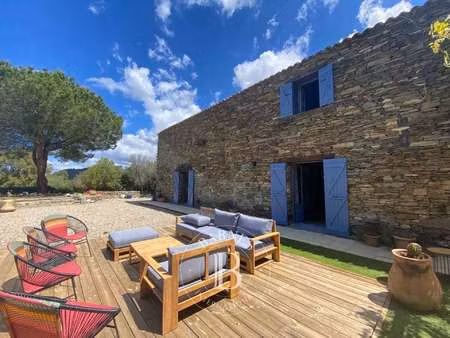 villa de luxe à vendre à saint-florent : 1 300 000 € | 306m²