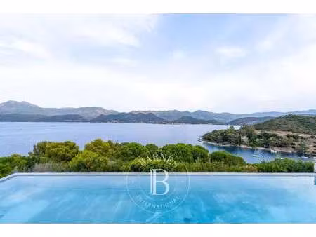 villa de luxe à vendre à saint-florent : 7 800 000 € | 300m²