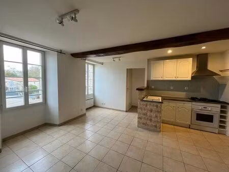 vente appartement 3 pièces 57 m² pons (17800)