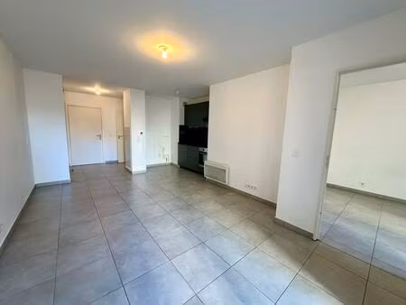 a louer deux pièces vide dans immeuble neuf nice tnl