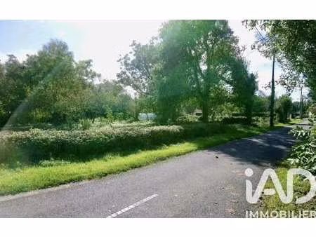 vente terrain à gièvres (41130) : à vendre / 2000m² gièvres