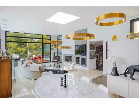 vente maison 5 pièces 185m2 marseille 9eme (13009) - 1370000 € - surface privée