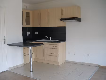 location appartement 1 pièce 33m² corbeil essonnes 91100