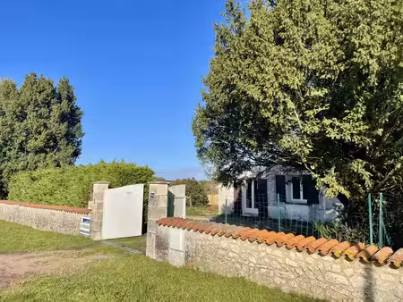 vente maison saint-porchaire 17250 - - surface privée