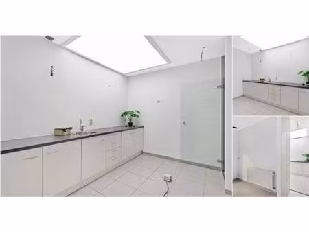 surface commerciale à vendre à duffelsesteenweg 2a sint-katelijne-waver (rbu79244)