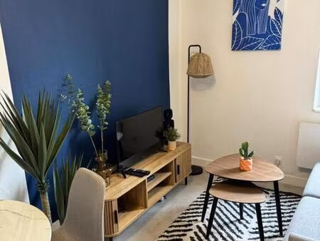 grand studio meublé - rombas