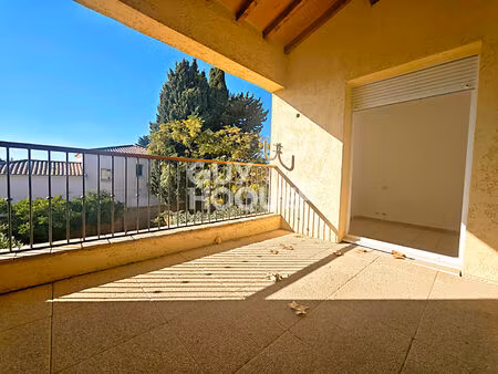 charmante maison avec cour  jardin & terrasses mireval