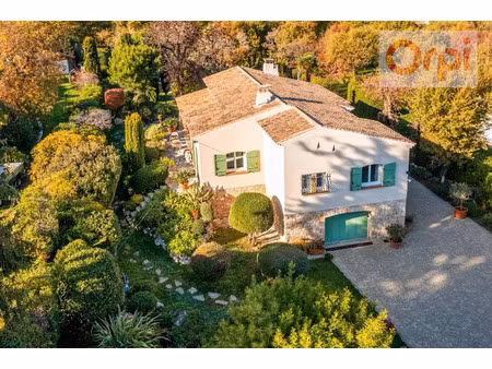 vente villa 4 pièces 160 m² à la gaude (06610)  850 000 €