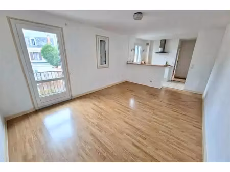 vente appartement 2 pièces 54 m² à la châtre (36400)  84 900 €